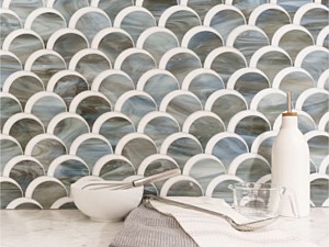 Oceanside Glass - Scallop in Nimbus